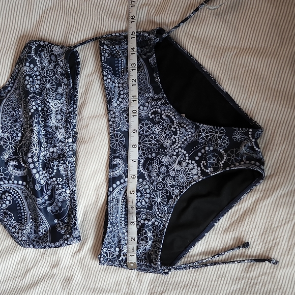 Floral paisley bikini - Picture 6 of 8